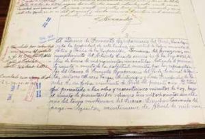 ZR 04 - 02 - Primer libro diario de Iquitos sellado en Cajamarca.jpg